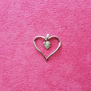 EUC ♥ White gold heart pendant